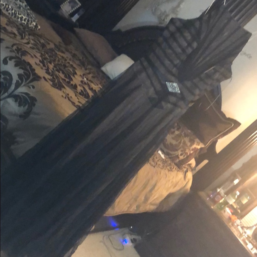 Beautiful Bagley Mischa black tule gown